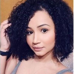 Meet your Posher, Sofia